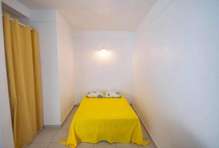 Gîte pour 3 personnes à Saint-Pierre (ville) - 2