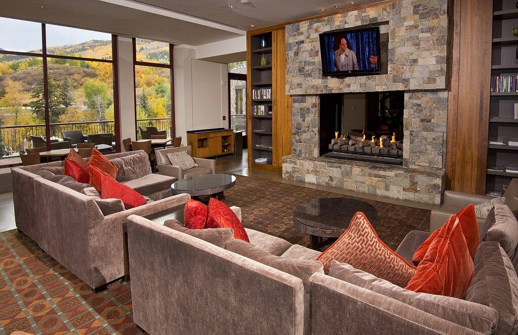 Ganze Wohnung, Ski in / out Luxus! Resort-Penthouse im 9. Stock, Ski / Boot Valet, Fitnessstudio, Spa in Avon, Beaver Creek