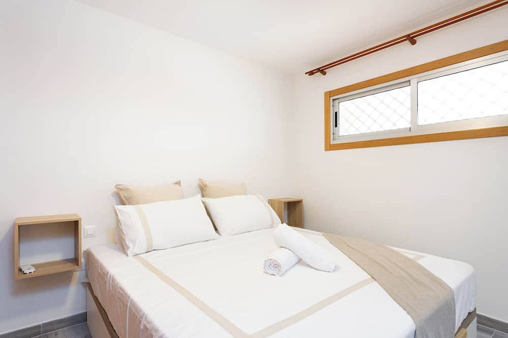 Apartamento entero, Stunning Beachfront Getaway, Your Perfect Retreat, Wifi, garage, Sunset !!! in Playa de San Juan (Guía de Isora), Guía de Isora