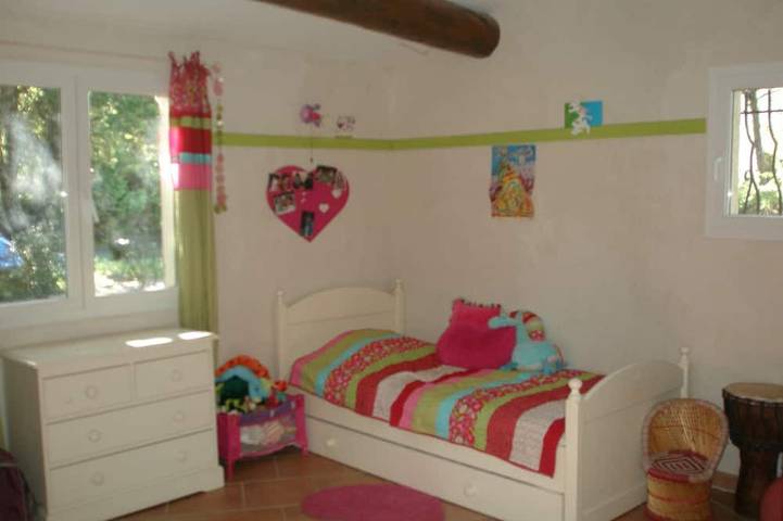 Location de vacances pour 6 personnes, avec jardin et terrasse, animaux acceptés à Grambois - 2