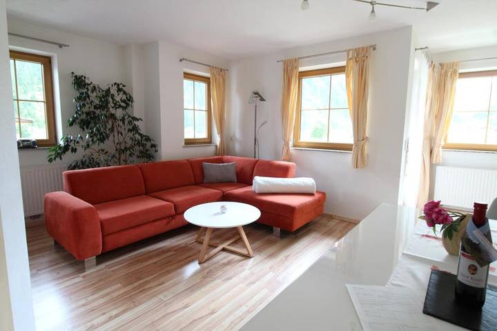 Ferienwohnung für 8 Personen, mit Sauna und Garten sowie Whirlpool in Neustift im Stubaital - 2