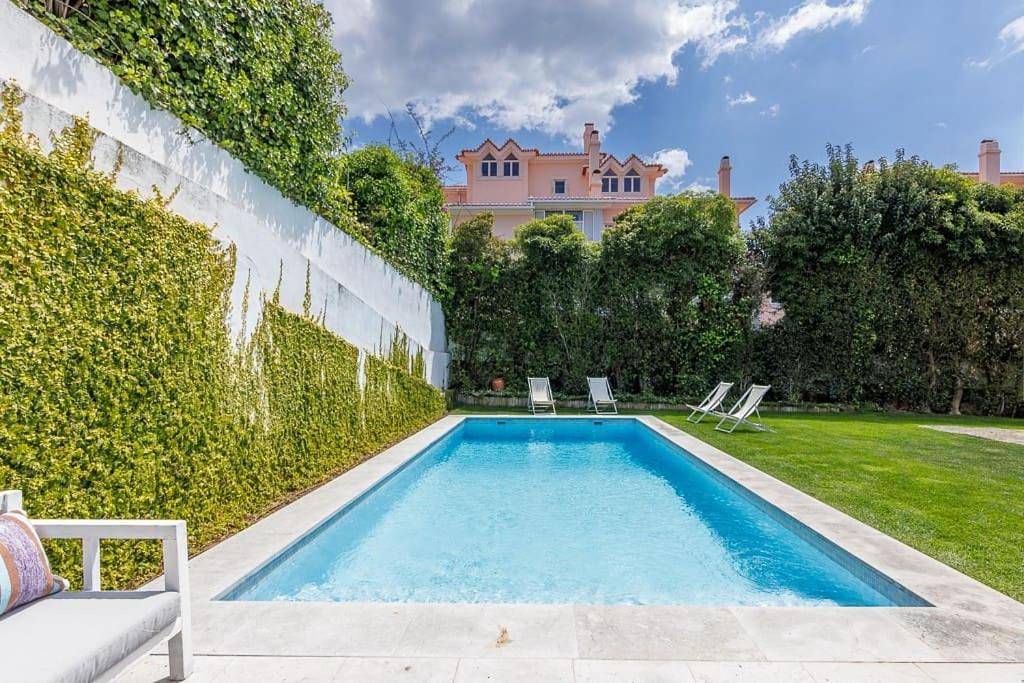 Five-Bedroom House in Cascais e Estoril, Costa de Lisboa