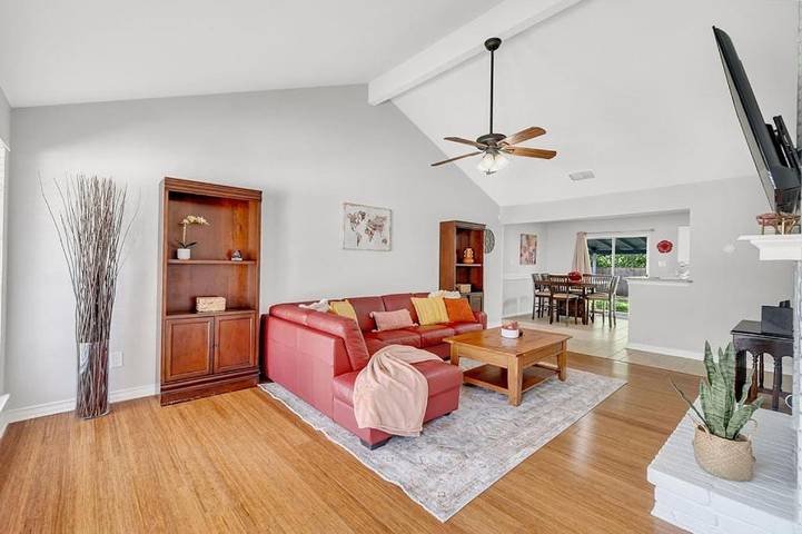 Casa de férias para 8 pessoas, com jardim em San Antonio