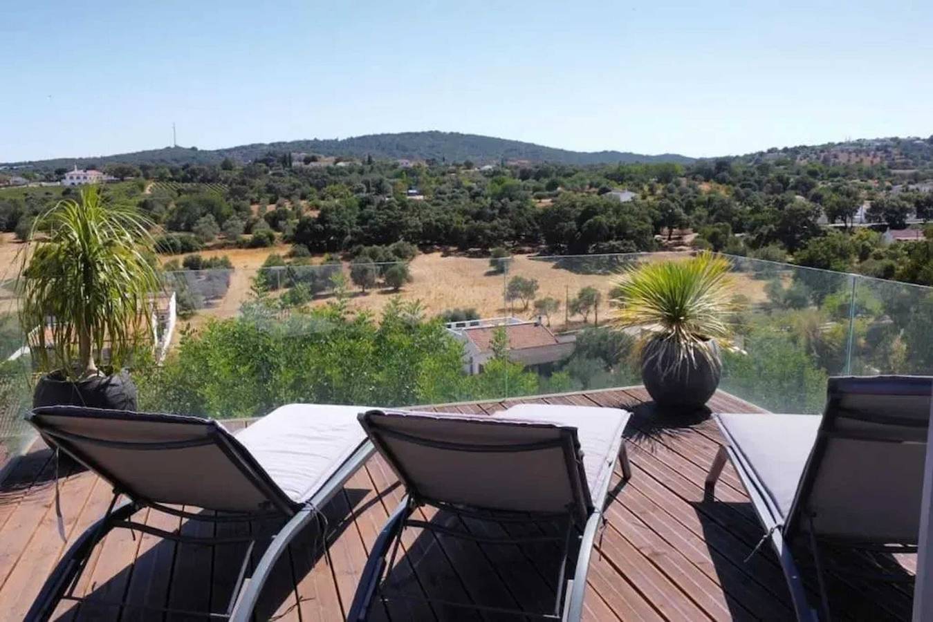 Ganzes Studio, Charmantes Studio mit Terrasse in São Brás de Alportel, 32 m² in São Brás de Alportel, Faro Distrikt