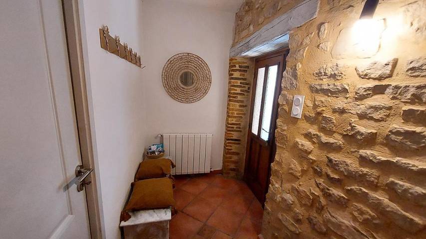 Location de vacances pour 4 personnes, avec terrasse et vue à Vénéjan - 3