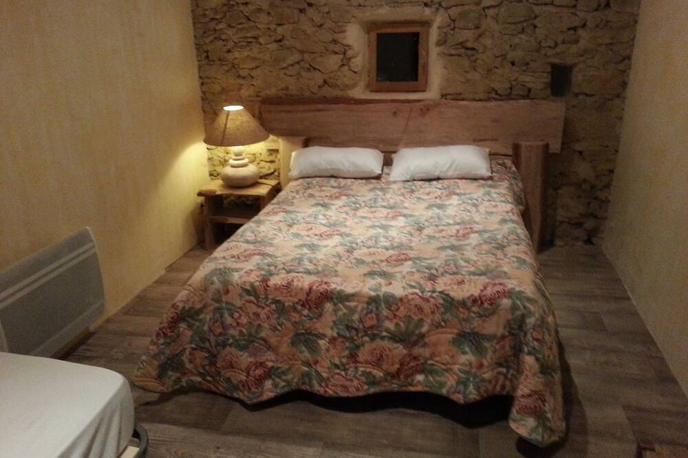 Ferme d Antan Gers 2 salles fetes 30+  piscine chauffée spa .lac privé pêche. in Lupiac, Gers