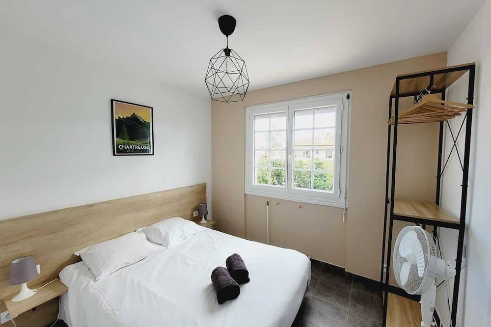 Grande maison familiale avec piscine in Villeneuve-lès-Béziers, Côte d'Améthyste