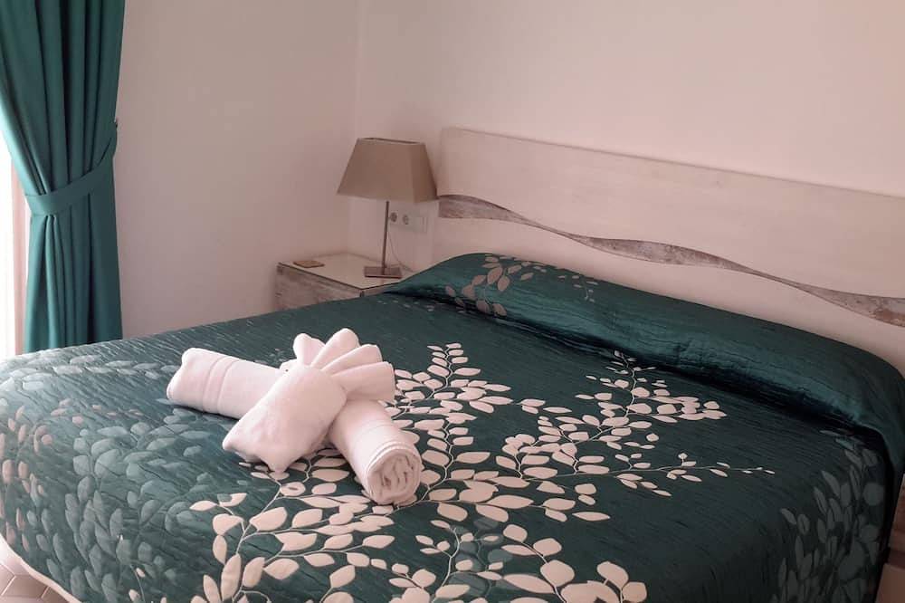 Inviting, bright 2-Bedroom El Rancho villa in prestigious La Manga Club Resort in La Manga Club, Cartagena