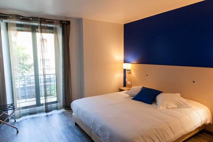 Hôtel pour 3 personnes, avec terrasse et jardin dans Gare De Quimper