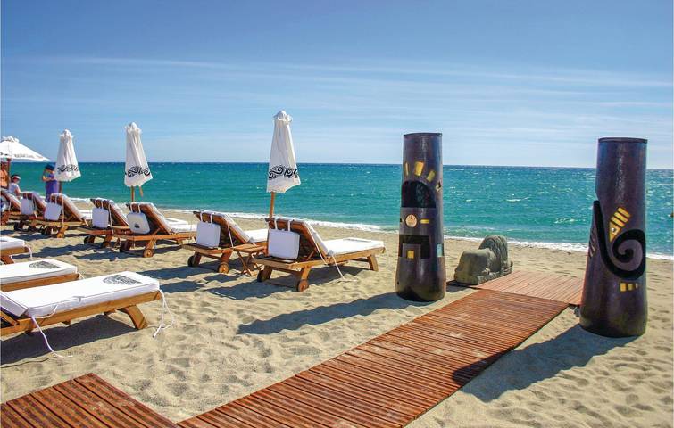 Apartamento vacacional entero, Oasis junto a la playa con aparcamiento, cocina y piscina in Saint-Cyprien, Côte d'Améthyste