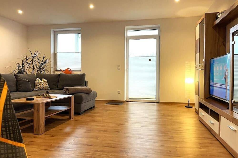 Ganze Wohnung, Großzügig und Geräumig mit Balkon in Frankenberg, Chemnitz und Umgebung