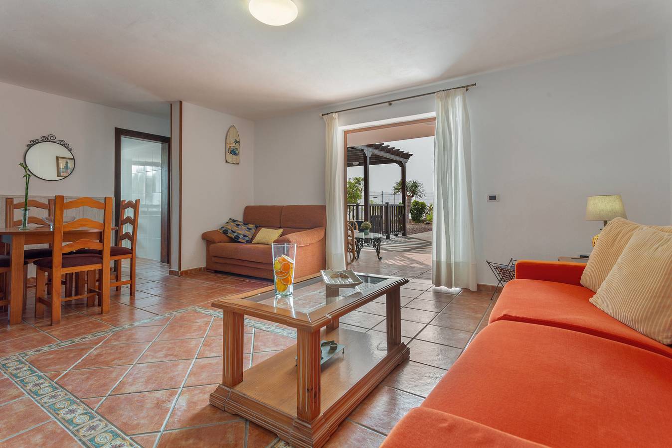 Casa vacacional 'Justo El Desierto' con vistas al mar, terraza compartida y Wi-Fi in Granadilla de Abona, Tenerife Sur