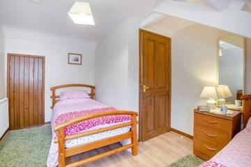 Cottage for 4 People in Llanbedrog, Gwynedd, Photo 2