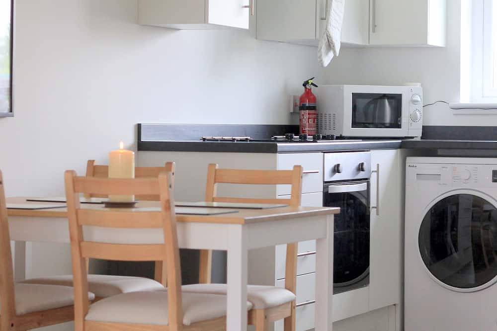 Entire apartment, \"Ventoux\" - modern 80sq/m Apartment near amenities in Aviemore, Highlands