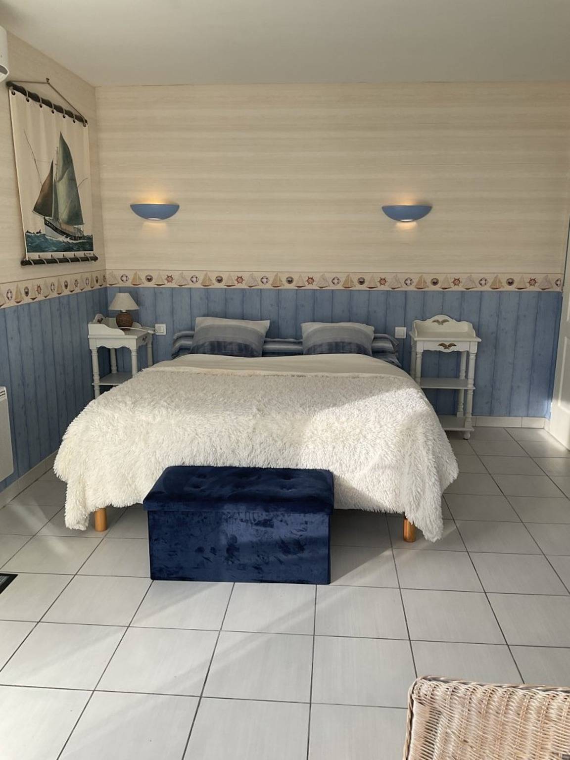 Chambre d’hôtes « La Cotinière » avec piscine partagée, jardin privé et climatisation in Saint-Pierre-d'Oléron, Côte de Beauté