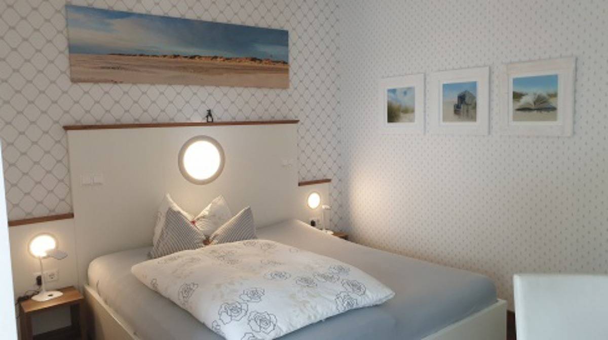 Hotel Restaurant Friedrichs - Lotsenzimmer in Nebel, Amrum