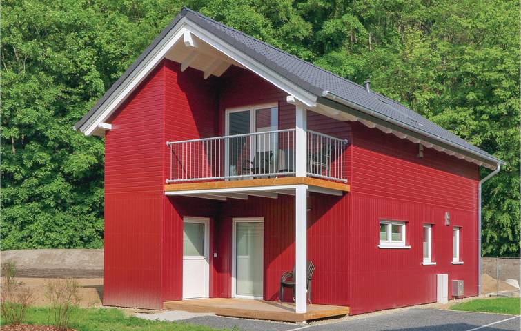 Ferienhaus für 8 Personen, mit Garten und Sauna sowie Ausblick und Terrasse