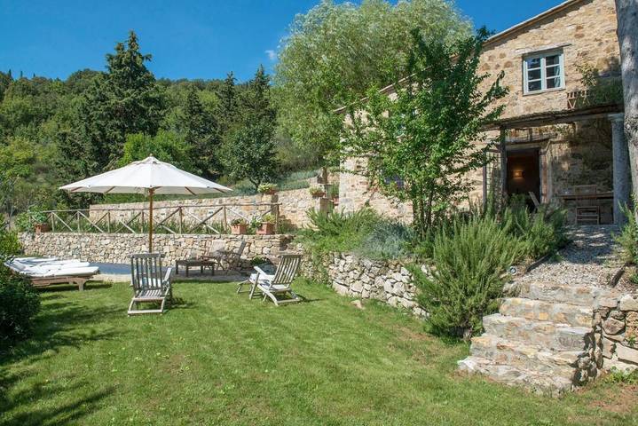 Villa per 8 persone, con piscina e giardino in Castellina in Chianti