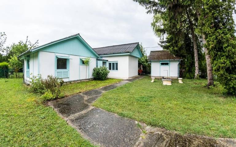 Ferienhaus für 2 Personen, mit Terrasse und Garten in Balatonalmadi - 2