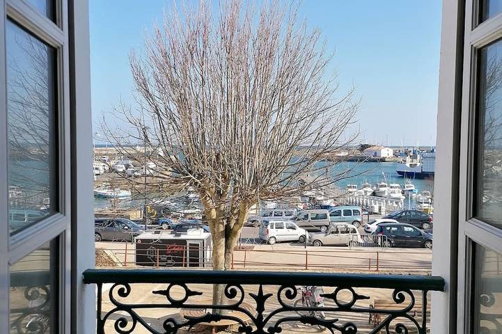 Location de vacances pour 6 personnes, avec terrasse et jardin dans Port Joinville
