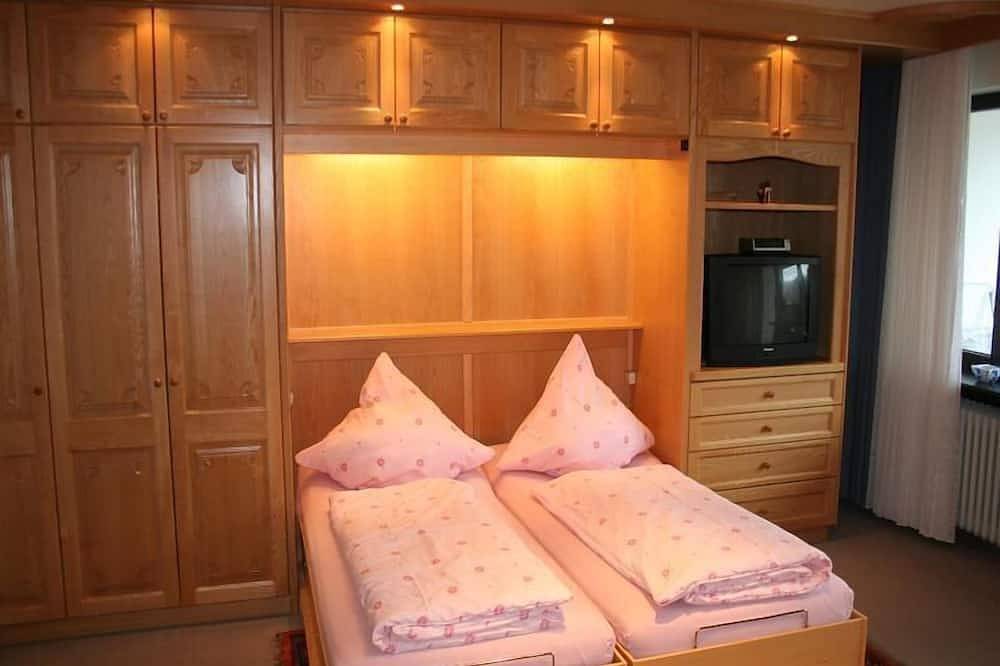 Ganze Wohnung, Appartement 44 qm für 1-2 Personen mit Balkon und Blick auf die Berge in Bad Reichenhall, Berchtesgadener Alpen