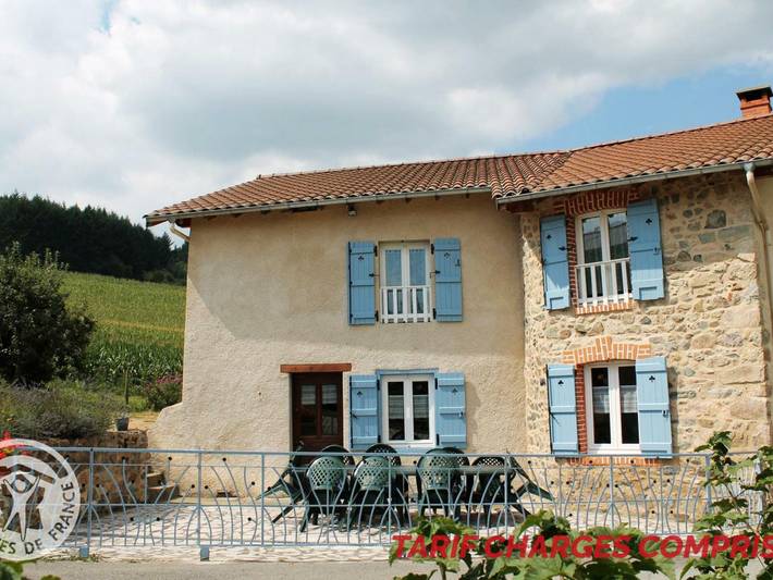 Gîte pour 9 personnes, avec Terrasse et Jardin