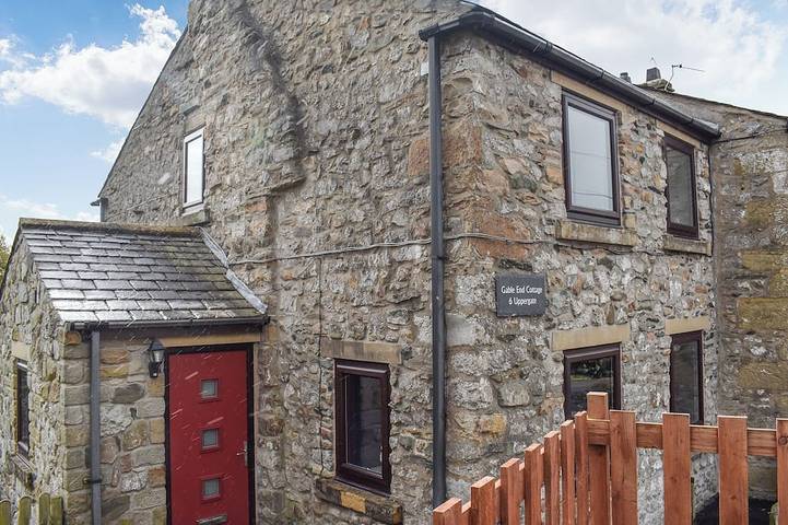 Log cabin for 4 people, with garden in Ingleton