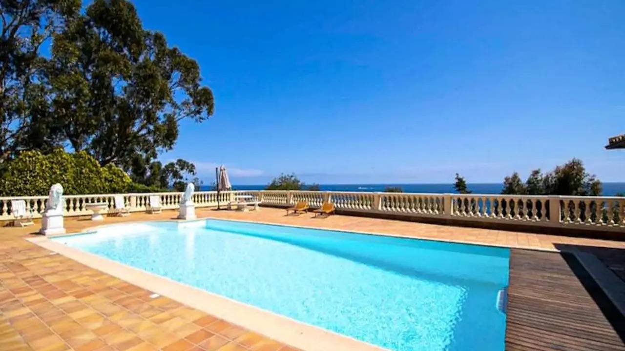 Apartamento vacacional entero, Apartamento Sea Breeze con piscina y aparcamiento, a 900 m de la playa in Agay, Saint-Raphaël (Var)