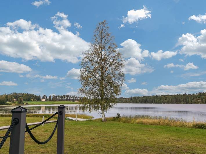 Villa karhentimantti in Ylöjärvi