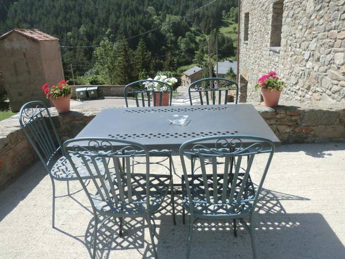 Casa rural para 3 personas, con Terraza y Jardín en Ripollès - 2