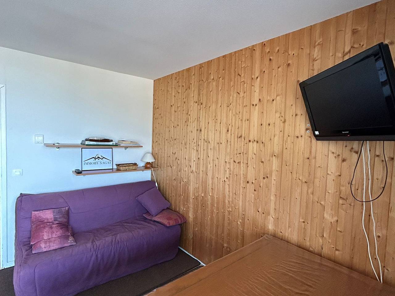 Appartement entier, Appartement 6 pers proche pistes et commerces in Super Besse, Besse-et-Saint-Anastaise
