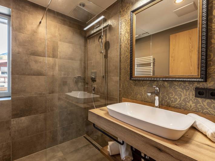Ganze Ferienwohnung, Zugspitz Residence Top 2 - Economy Apartment in Ehrwald, Ammergauer Alpen (Österreich)