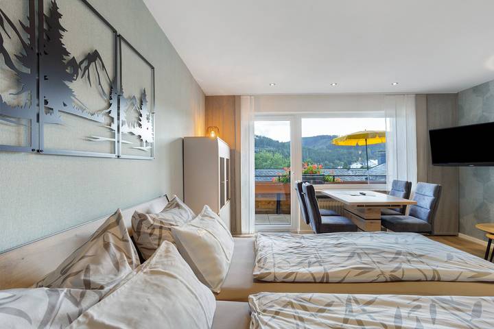 Hel lejlighed, Haus Schönblick – Apartment 3 with Mountain View, Balcony and Wi-Fi in Willingen, die Mittelgebirge