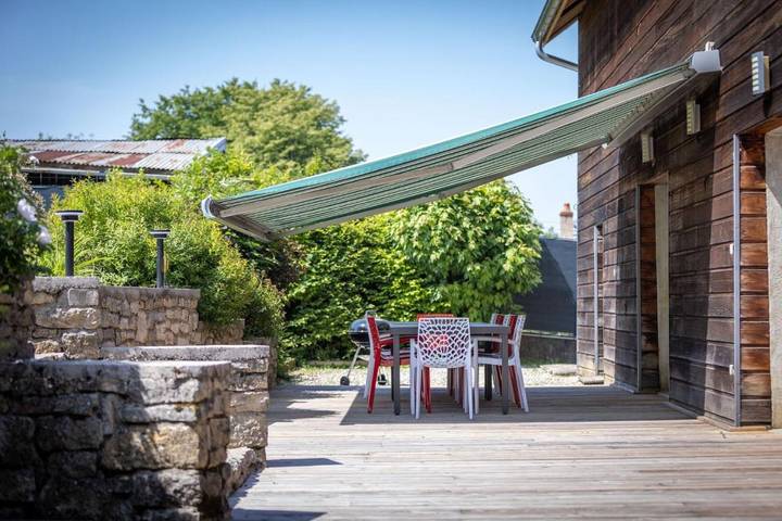 Villa pour 12 personnes, avec piscine et jardin, animaux acceptés dans le Jura - 3