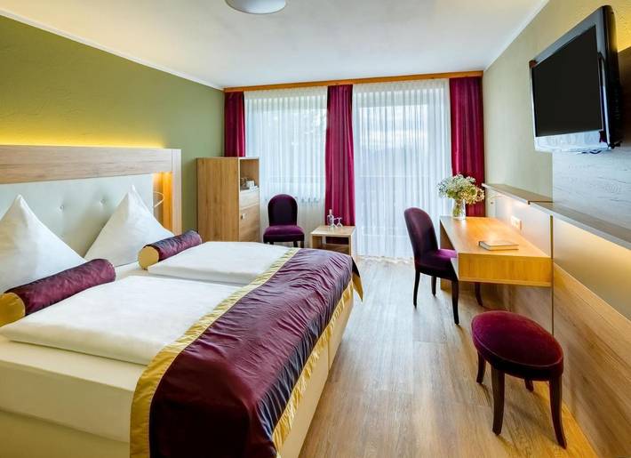 Hôtel pour 2 personnes, avec piscine ainsi que jardin et sauna