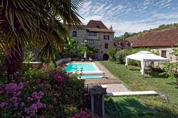 Chambre d’hôte pour 2 personnes, avec piscine et jardin à Fons