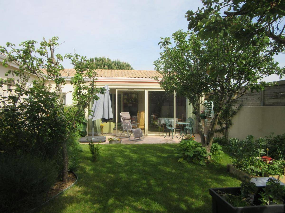 Geheel appartement, One-Bedroom Apartment in Lagord, La Rochelle en omgeving