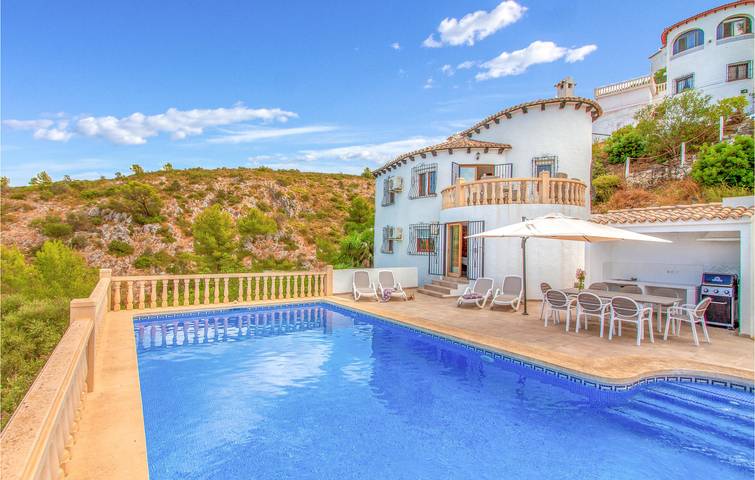 Maison de vacances pour 8 personnes, avec terrasse ainsi que jardin et piscine - 1