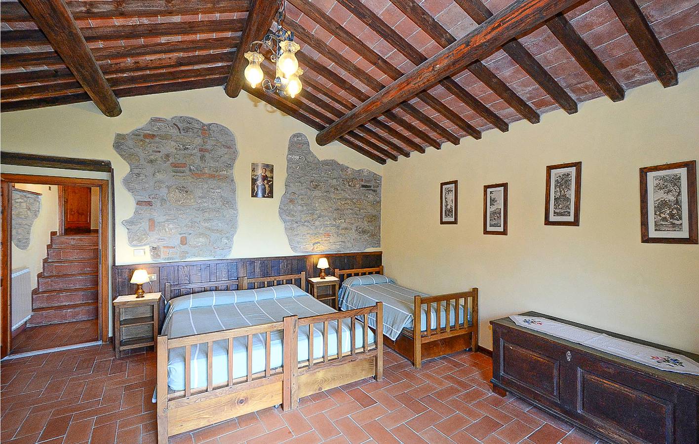 La Lama Gemütliche 2BR Wohnung mit Pool & Parkplatz in Castelfranco di sopra, Castelfranco Piandiscò (gemeinde)