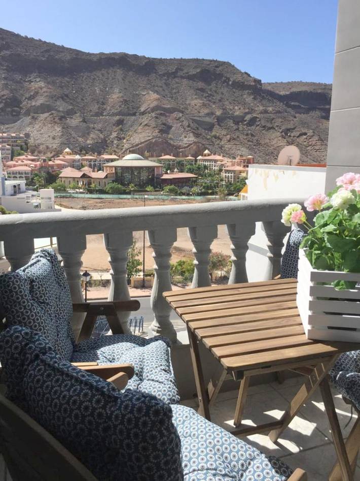 Ferienwohnung für 6 Personen, mit Pool und Ausblick sowie Terrasse - 1