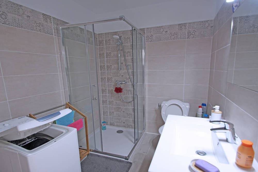 Geheel appartement, Apartement 2 people - Sea view - Air conditioning - Terrace - Downtown - Sainte Maxime - Rated 2* in Sainte-Maxime, Draguignan en omgeving