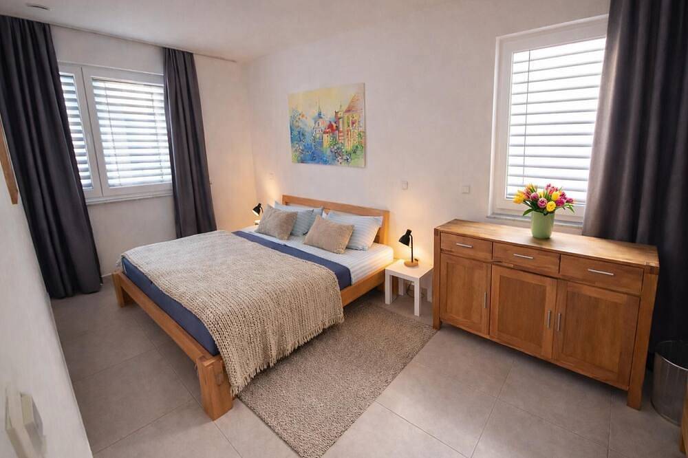 Ganze Wohnung, Moderne Neubauwohnung im 1. Stock (76 qm) in Neuburg an der Donau, Romantische Straße