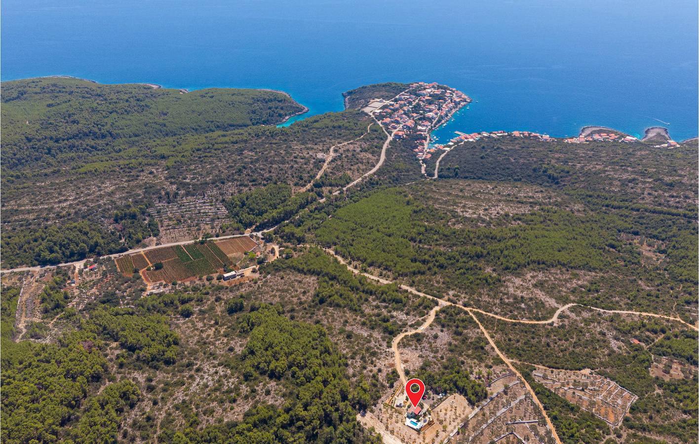 Gemütlich, 1 km vom Strand entfernt: 91 m² große Wohnung mit Pool und Terrasse in Čara, Korcula