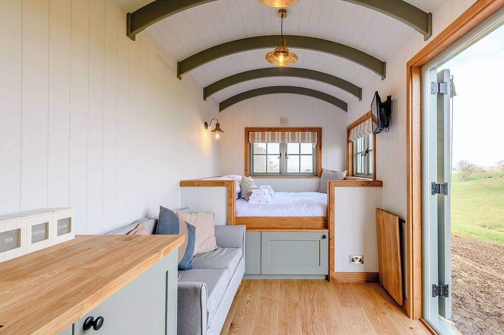 Shepherds Hut Retreat in Wiltshire
