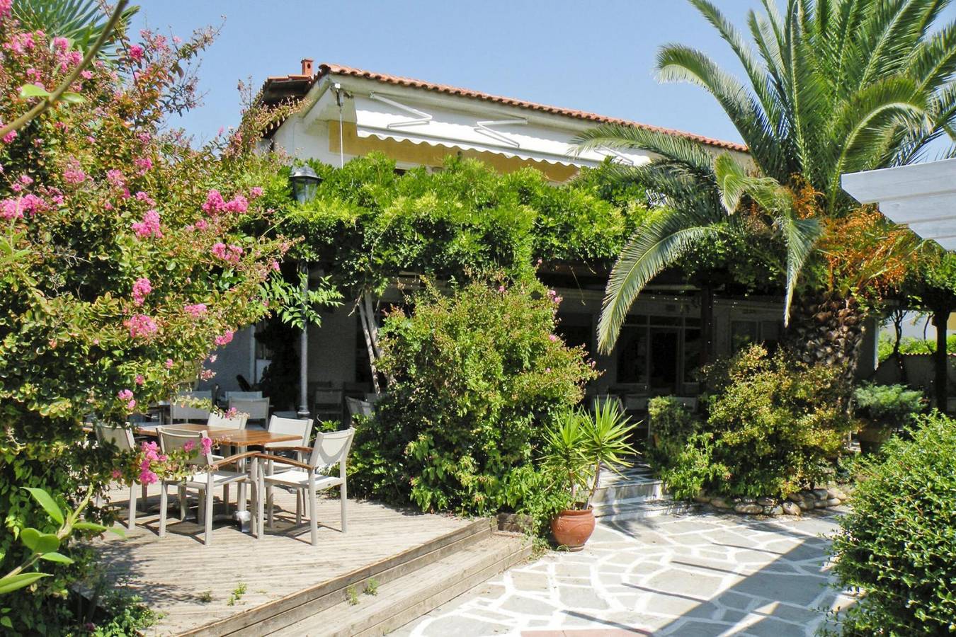 Ganze Wohnung, Apartment in Foura mit Balkon oder Terrasse in Kassandra
