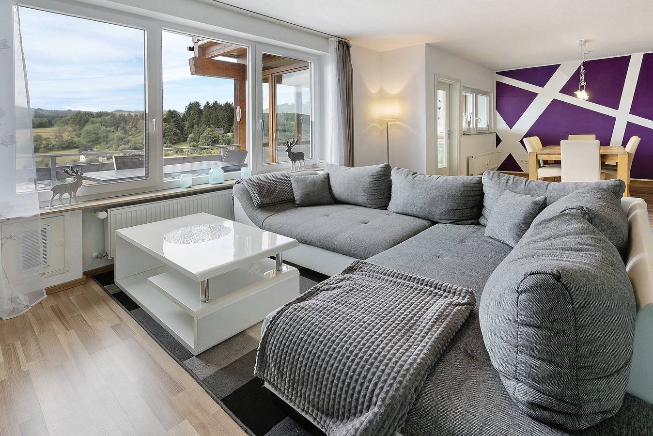Ganze Wohnung, Ferienwohnung 'Sonnenblick' mit Bergblick, Balkon und Wlan in Lenzkirch, Südschwarzwald