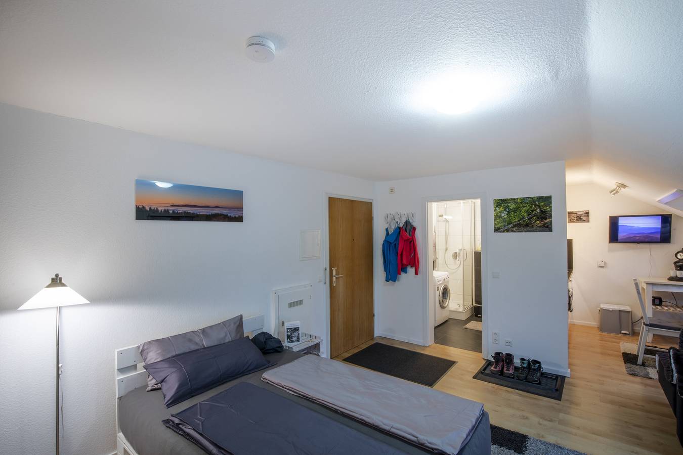 Ganzes Studio, Einzimmerapartment 'Sagenhafter Ausblick' mit Bergblick, Terrasse und Wi-Fi in Bad Peterstal-Griesbach, Mittlerer Schwarzwald