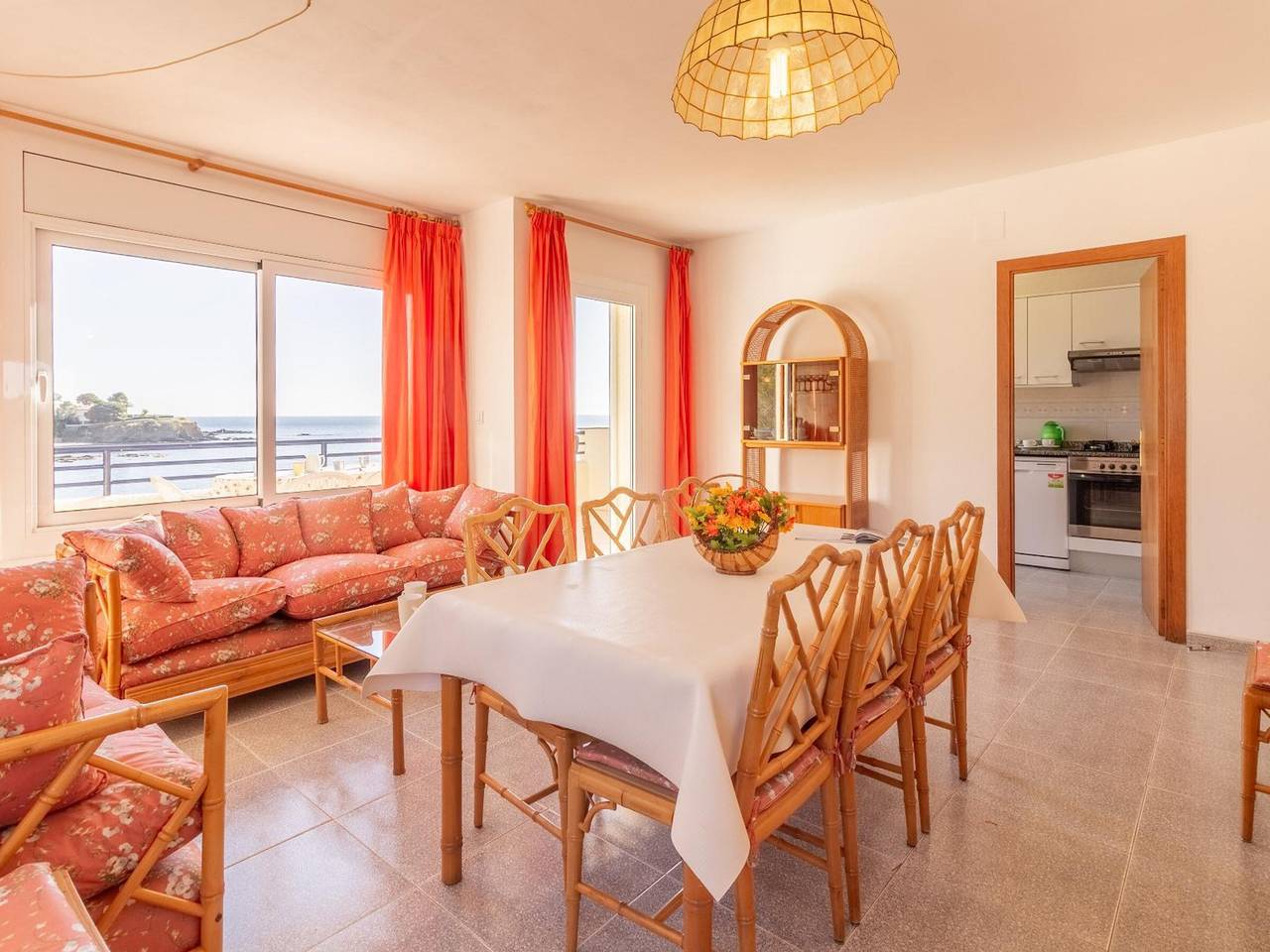 Bellamar C - Casa adosada para 10 personas en primera línea de mar en Llançà. in Llançà, Haut-Ampurdan
