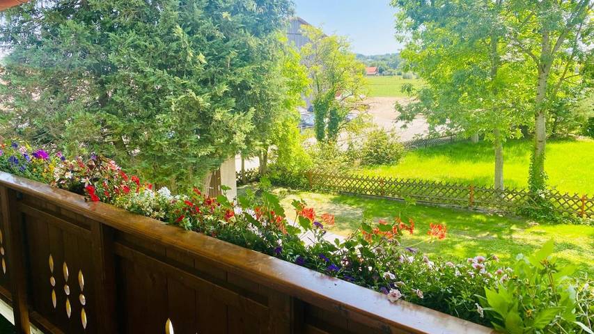 Ferienwohnung für 6 Personen, mit Balkon und Garten sowie Pool und Ausblick in Altusried - 4