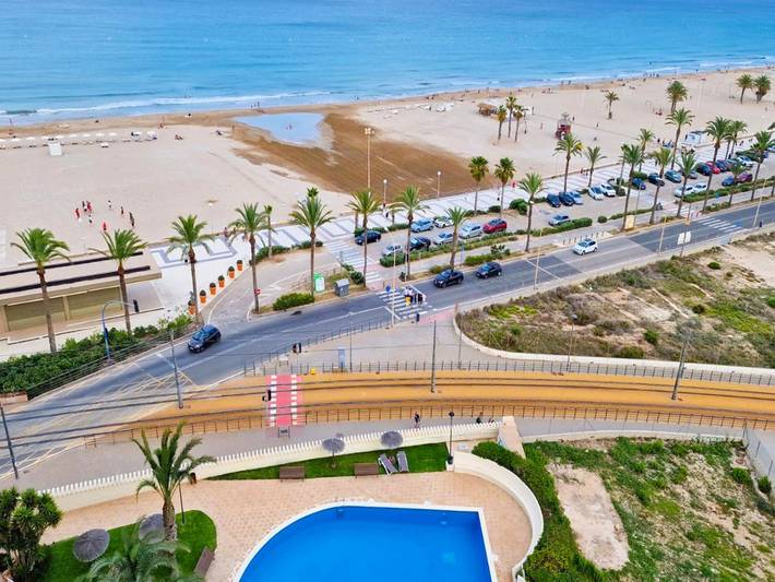 Gîte pour 4 personnes, avec Vue sur l’océan et Balcon/Terrasse ainsi que Jardin et Bassin pour enfant à Alicante - 3